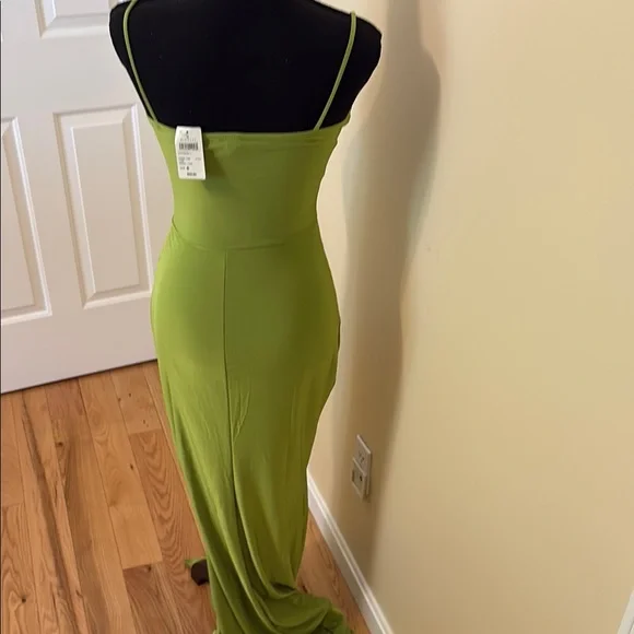 Windsor Green Spaghetti Strap Maxi Gown - Picture 4 of 5
